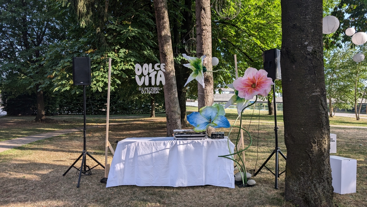 Sommerball im Garten der Seifenfabrik Graz – die perfekte Location für einen Maturaball im Freien.